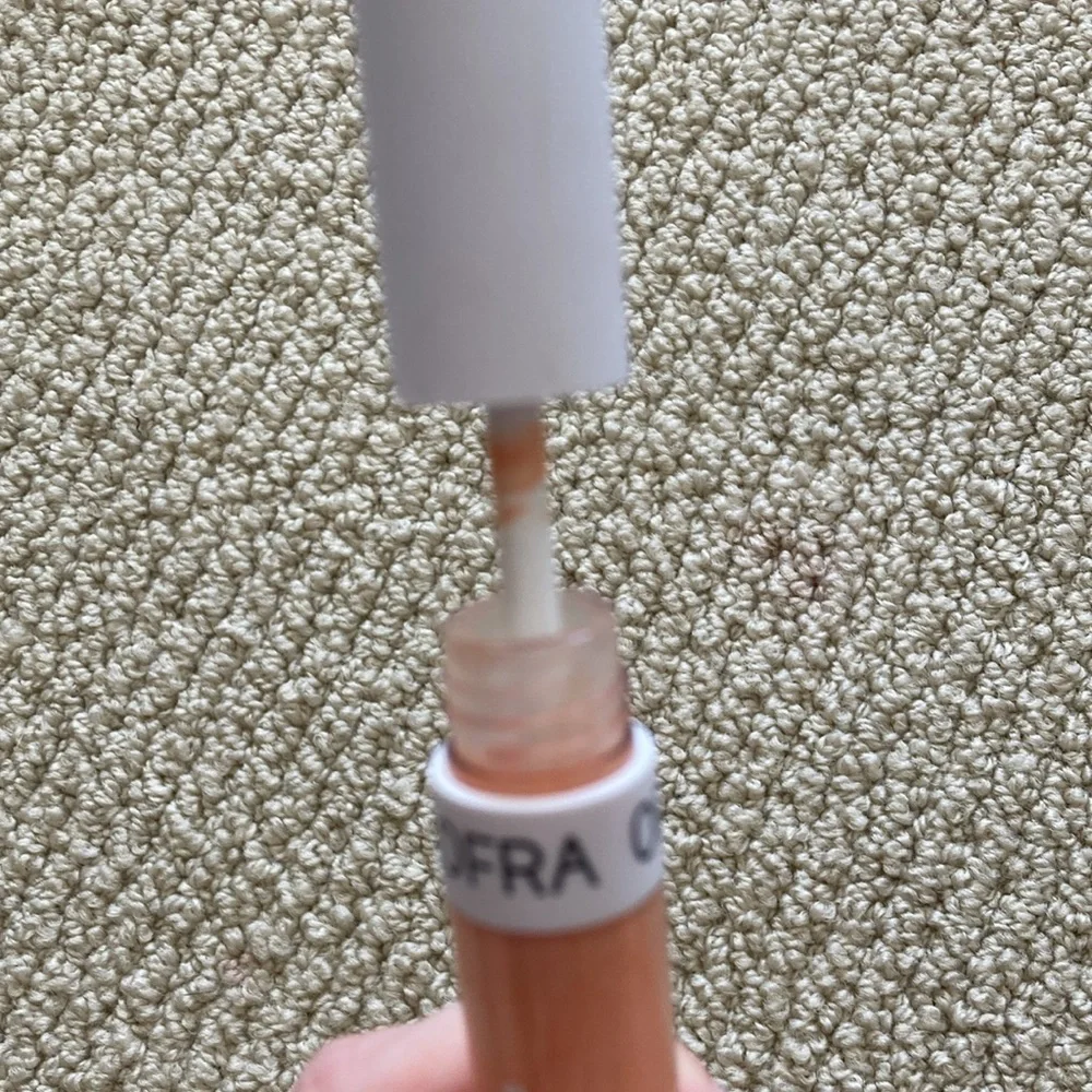 Ofra Smiley for Riley Lip Gloss Like New Orange Sparkles Full Size 0.21 oz